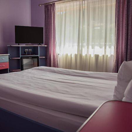 Cîmpeni Hotel Yax חדר תמונה