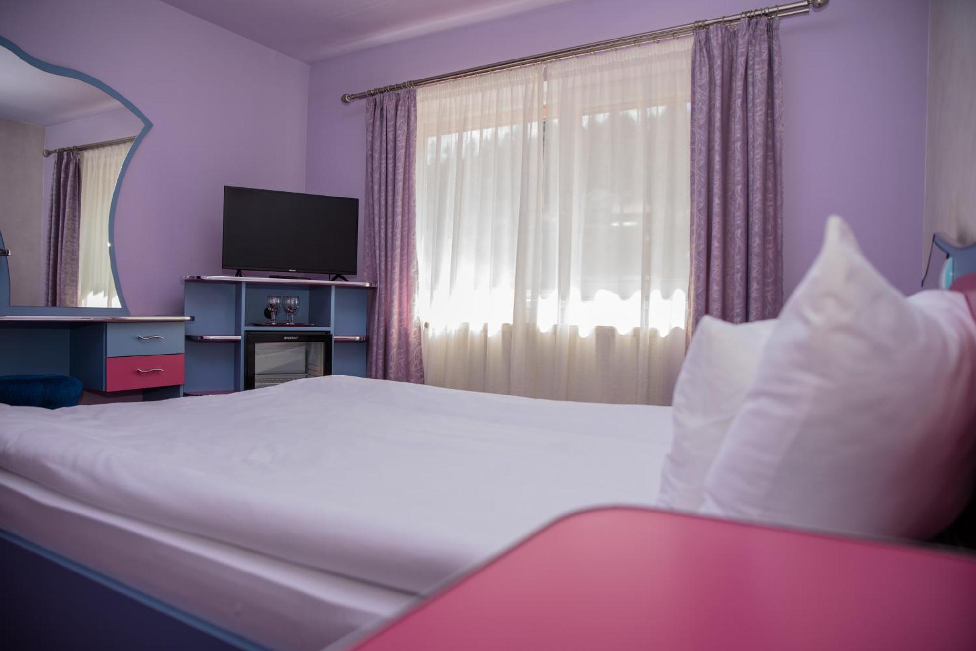 Cîmpeni Hotel Yax חדר תמונה